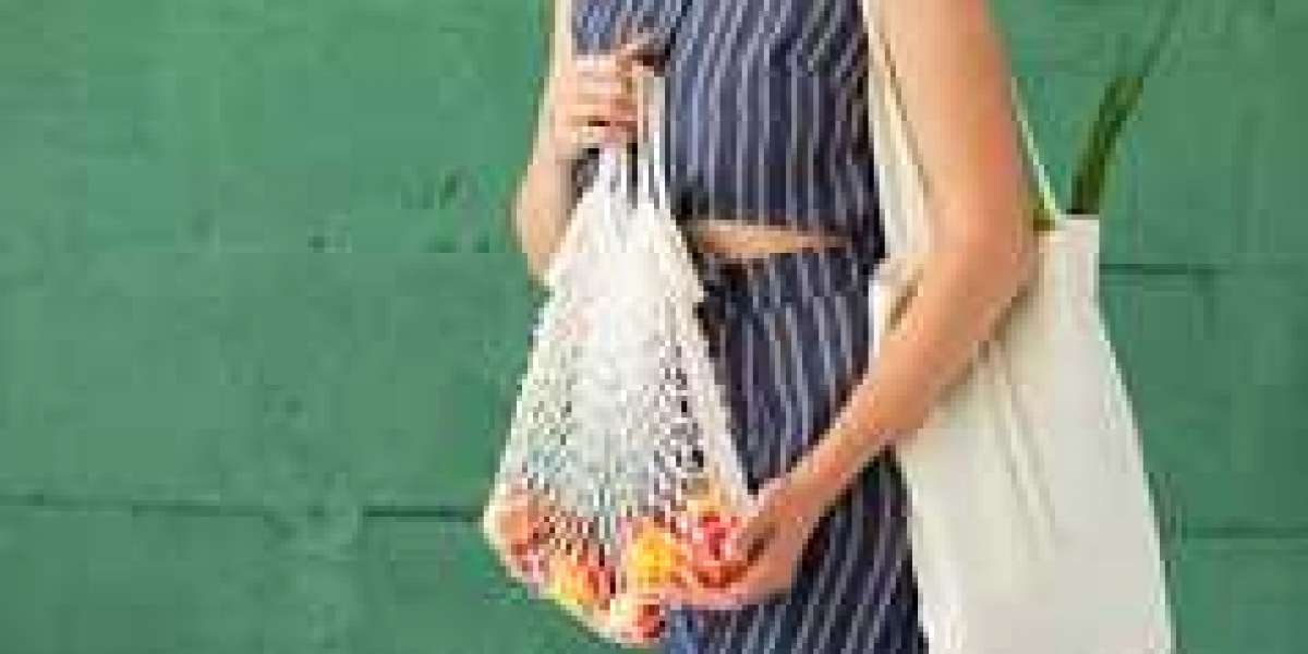 Leveraging Cooler Bags in Bulk for Brand Promotion