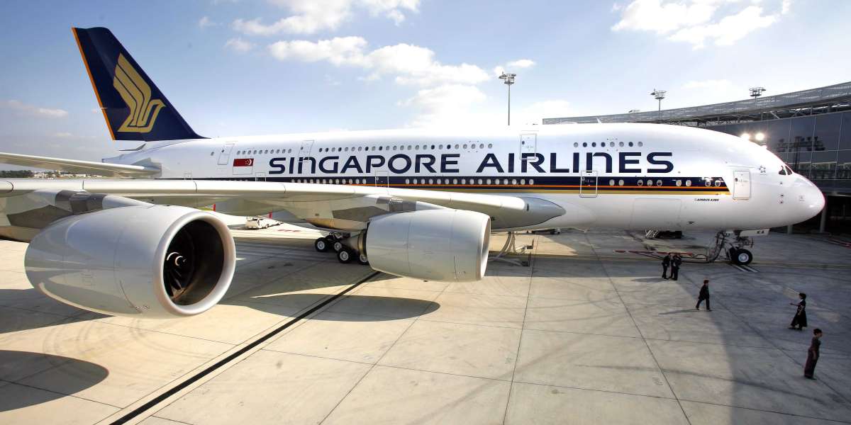 How do I talk to someone on Singapore Airlines?